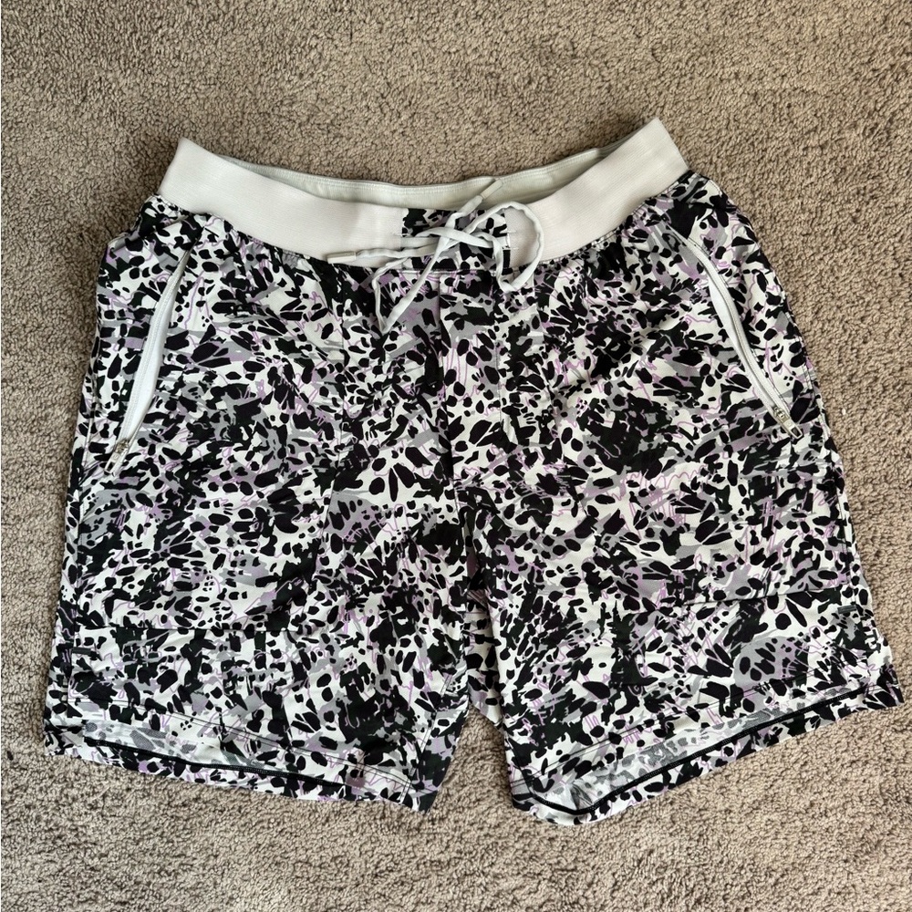 Excellent Lululemon Purple Black and White Workout Shorts - Mens Medium